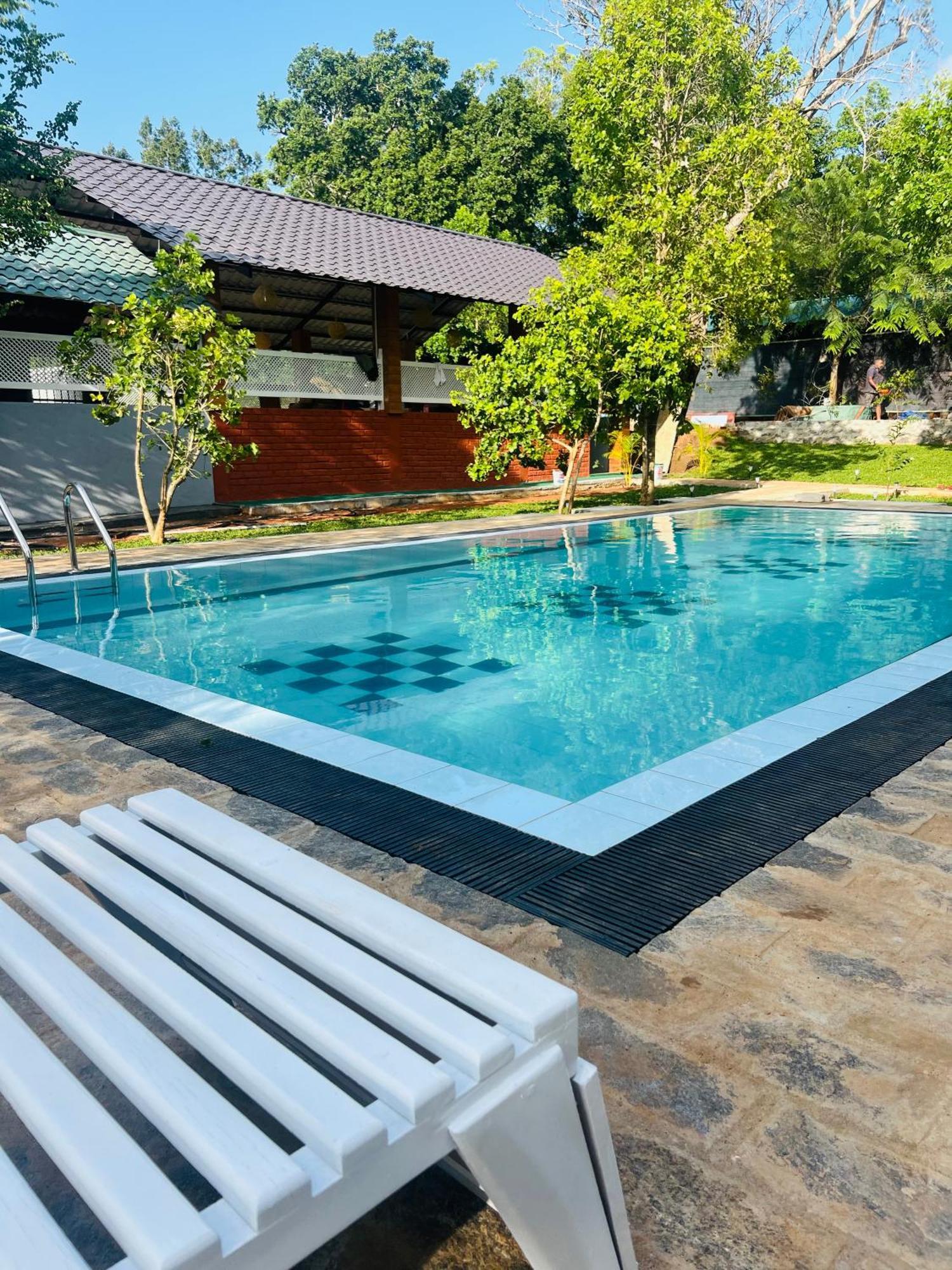 Maapagala Resort Sigiriya Eksteriør billede